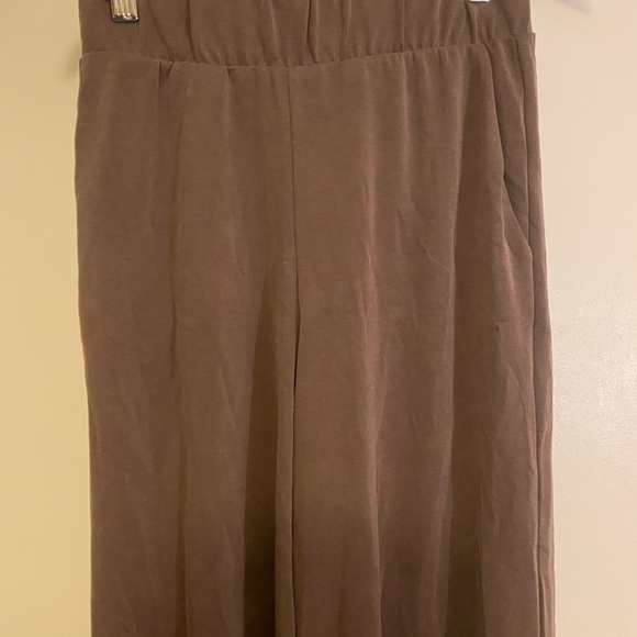 NWOT Monki Cilla pants in chocolate Size XS - Picture 3 of 3